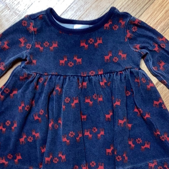 Hanna Andersson reindeer print dress size 6-12 months - Picture 3 of 6